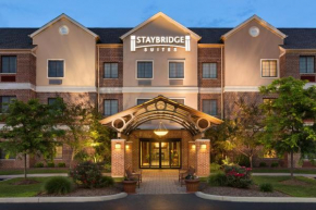 Гостиница Staybridge Suites Akron-Stow-Cuyahoga Falls, an IHG Hotel  Стоу